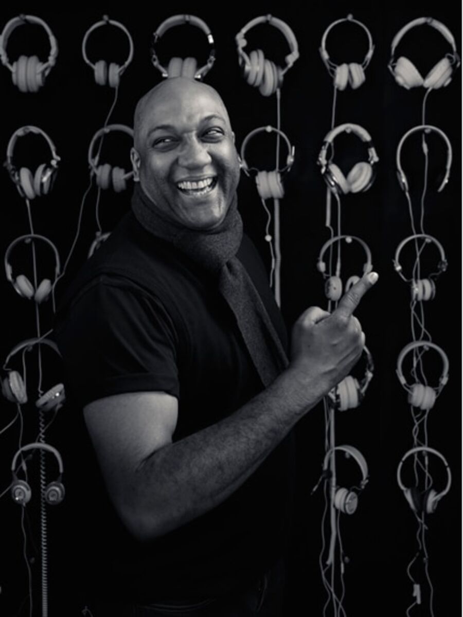 Ronnie Herel DJing